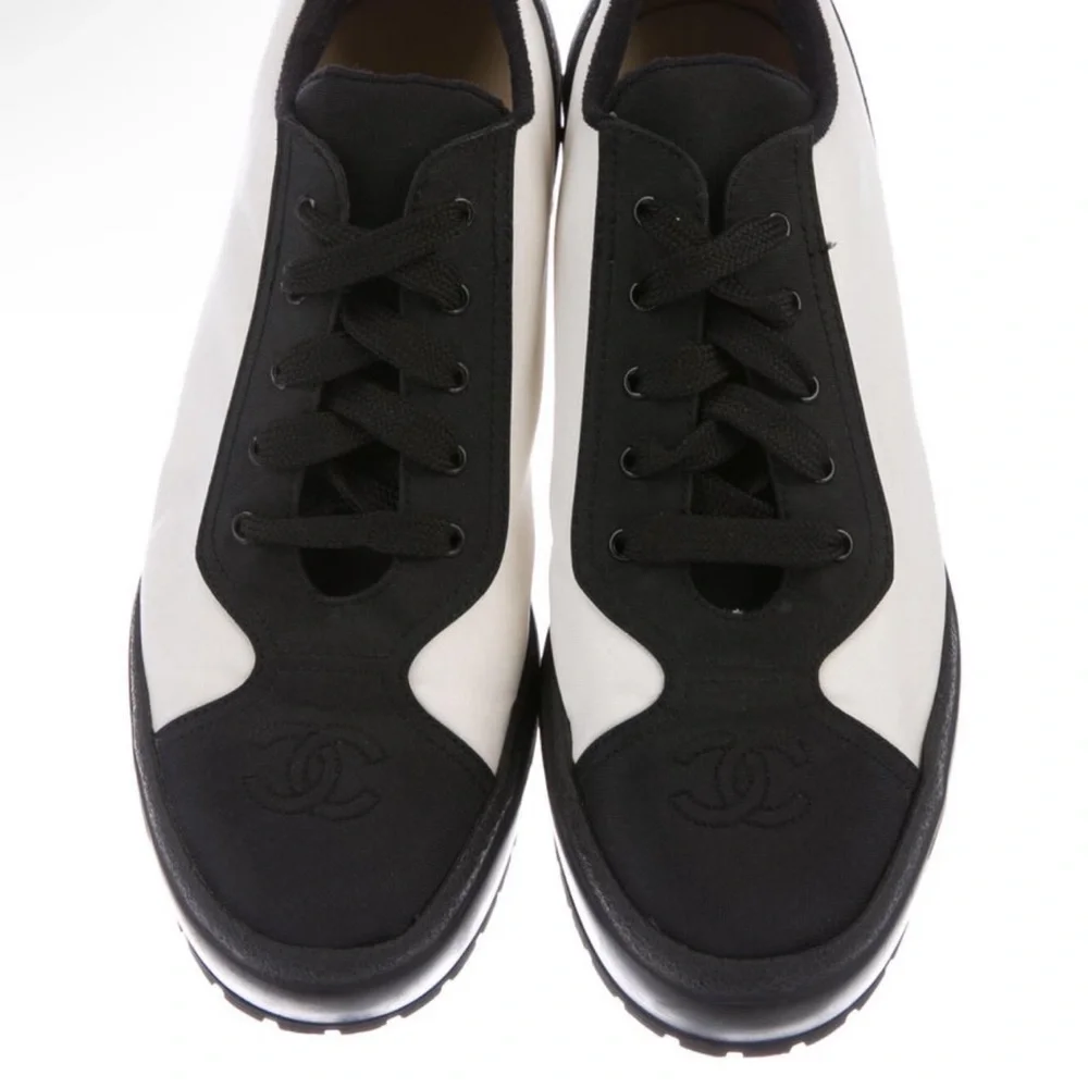 Chanel sneakers 100% authentic - Picture 4 of 5